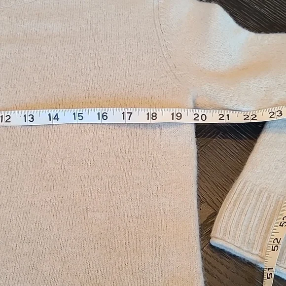 Jenni Kayne Everyday Sweater - Picture 11 of 13